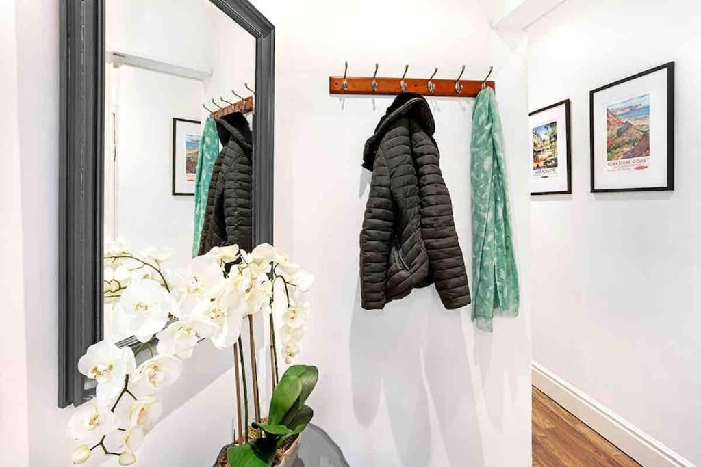 The Stanley Suite 1 Bedroom Apt Dog Friendly Patio 해러게이트 외부 사진